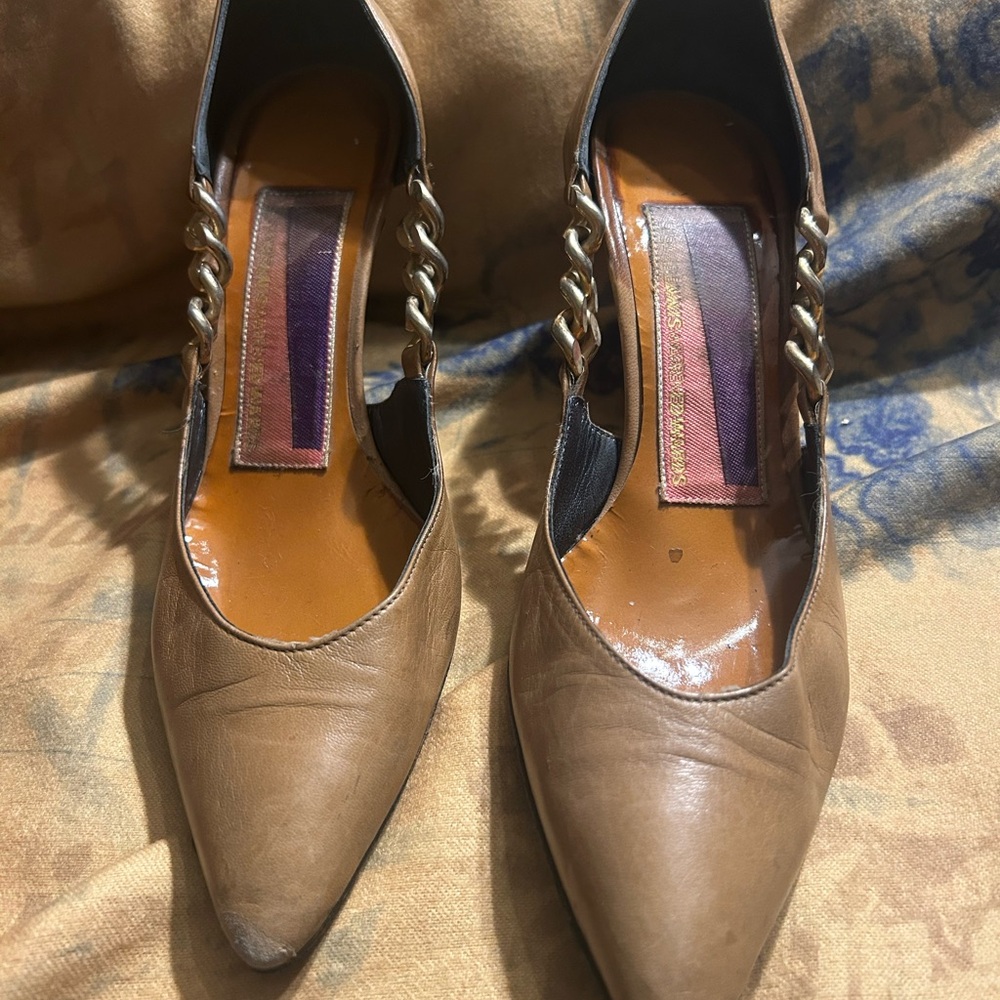 Susan Bennis/Warren Edwards Brown Heels with Chain Detail